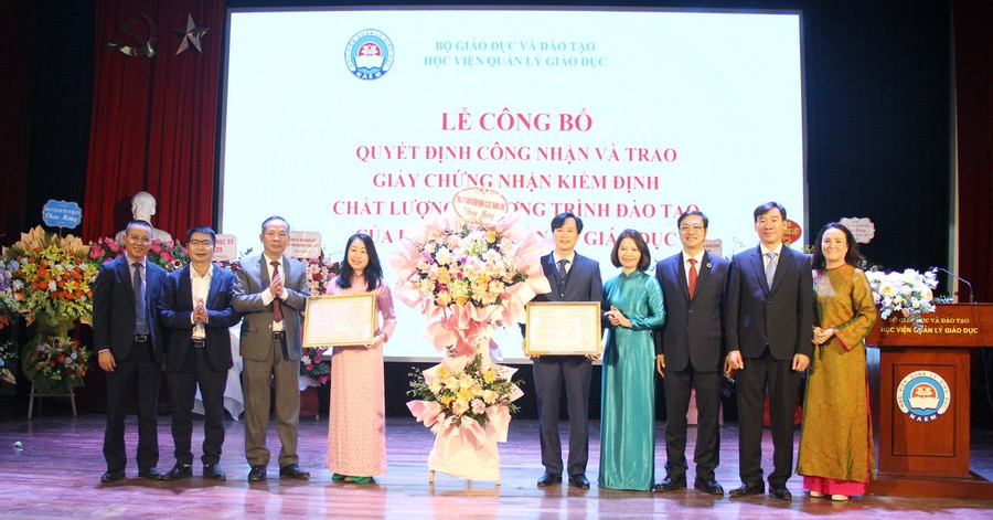 Nghề giáo đòi hỏi tâm huyết và vai trò định hướng cho người học