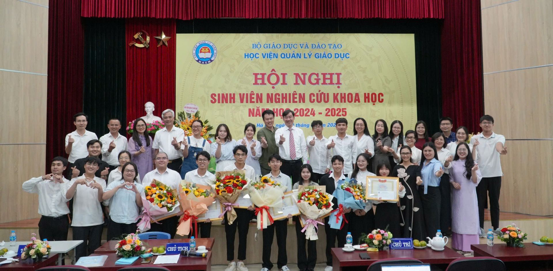 Nghiên cứu khoa học và đào tạo: Hoạt động song hành trong cơ sở 888B com đăng nhập 888B - Best for Bet
