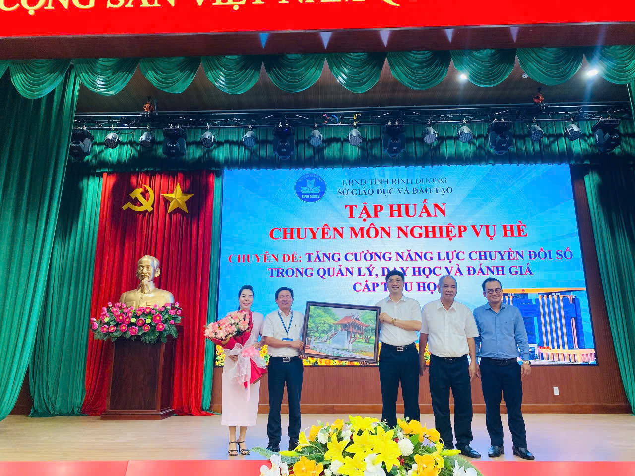 888B.com km link khuyến mãi tăng cường năng lực chuyển đổi số trong quản lý, dạy học và đánh giá dành cho Hiệu trưởng, phó hiệu trưởng cấp Tiểu học tỉnh Bình Dương