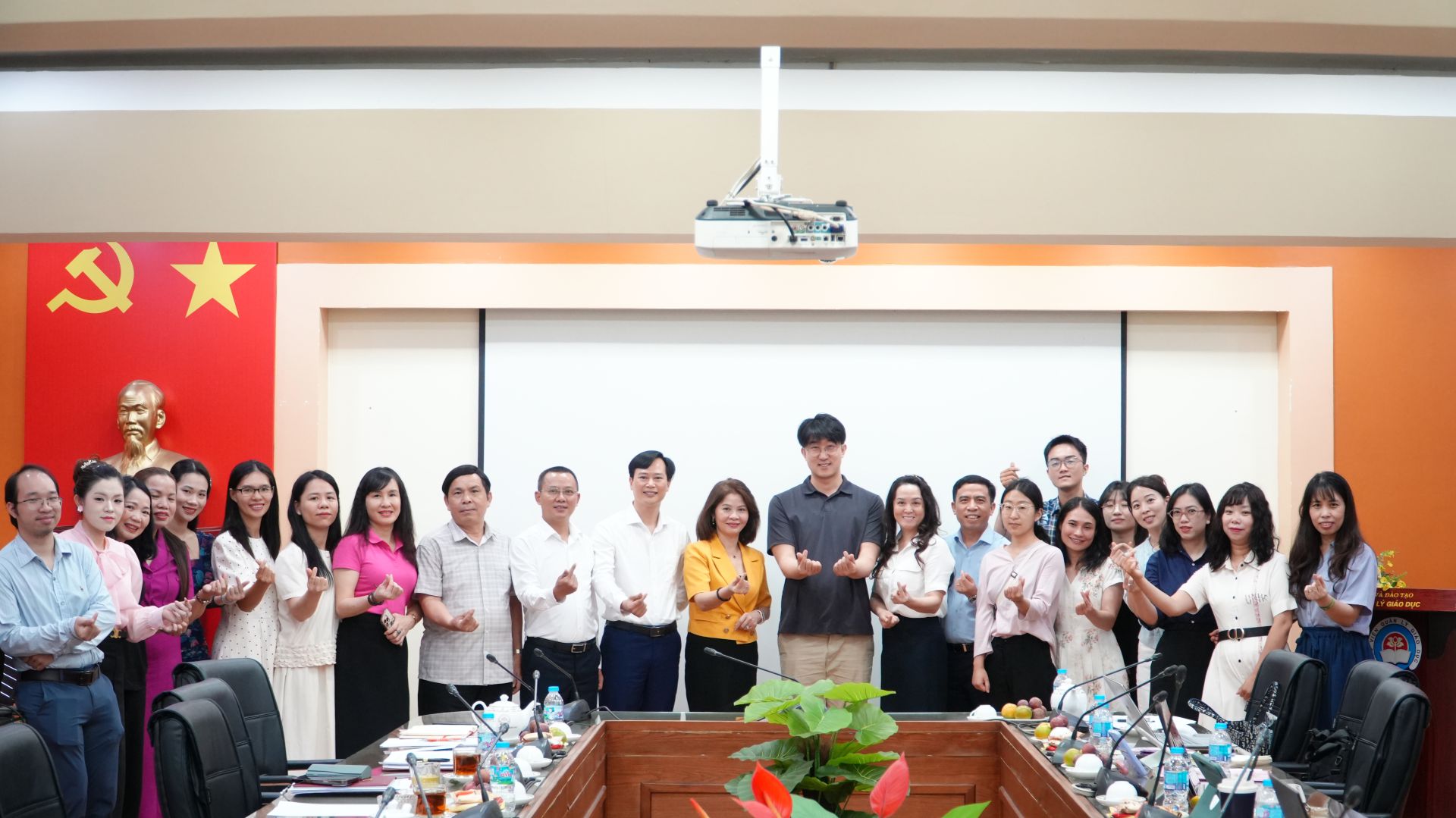 🎓 Thúc đẩy hợp tác quốc tế trong phát triển các chương trình 888B com đăng nhập Km18888 khuyến mãi khuyết tật và nâng cao năng lực đội ngũ giáo viên