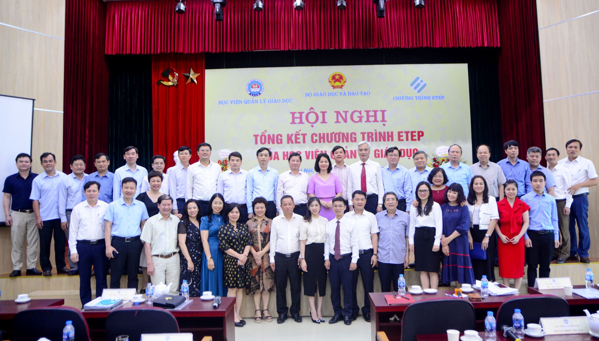 Tin tức