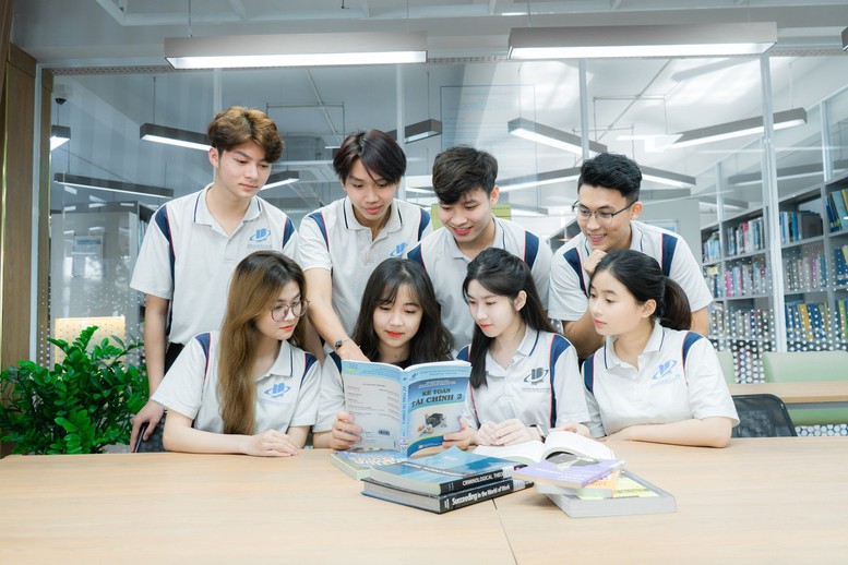 Bộ GD&ĐT tạm hoãn sắp xếp trường 888B - Best for Bet, nghề nghiệp để chờ đề án mới