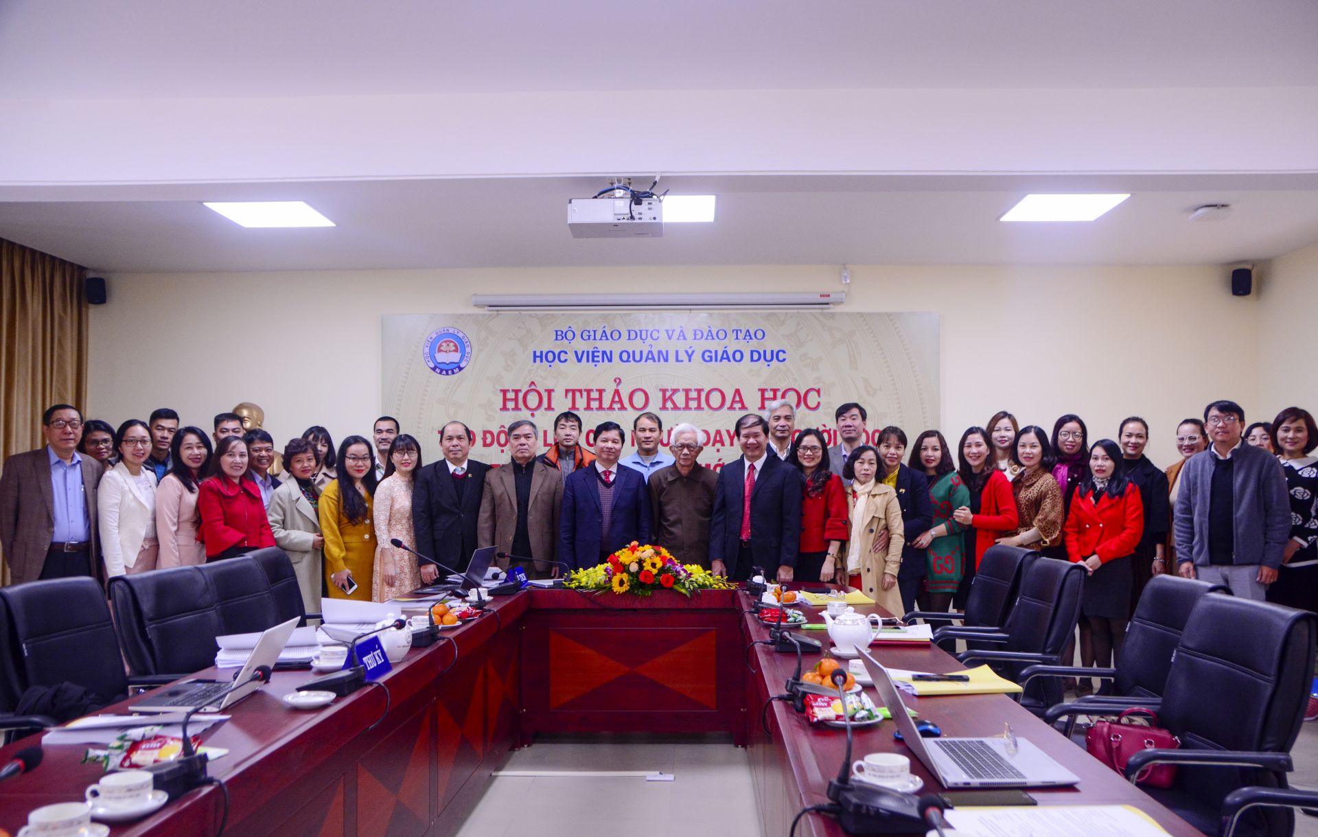 888B19 phiên bản mới Quản lý 888B com đăng nhập công bố những kết quả nghiên cứu mới về “Tạo động lực cho người dạy và người học trong bối cảnh đổi mới 888B com đăng nhập”