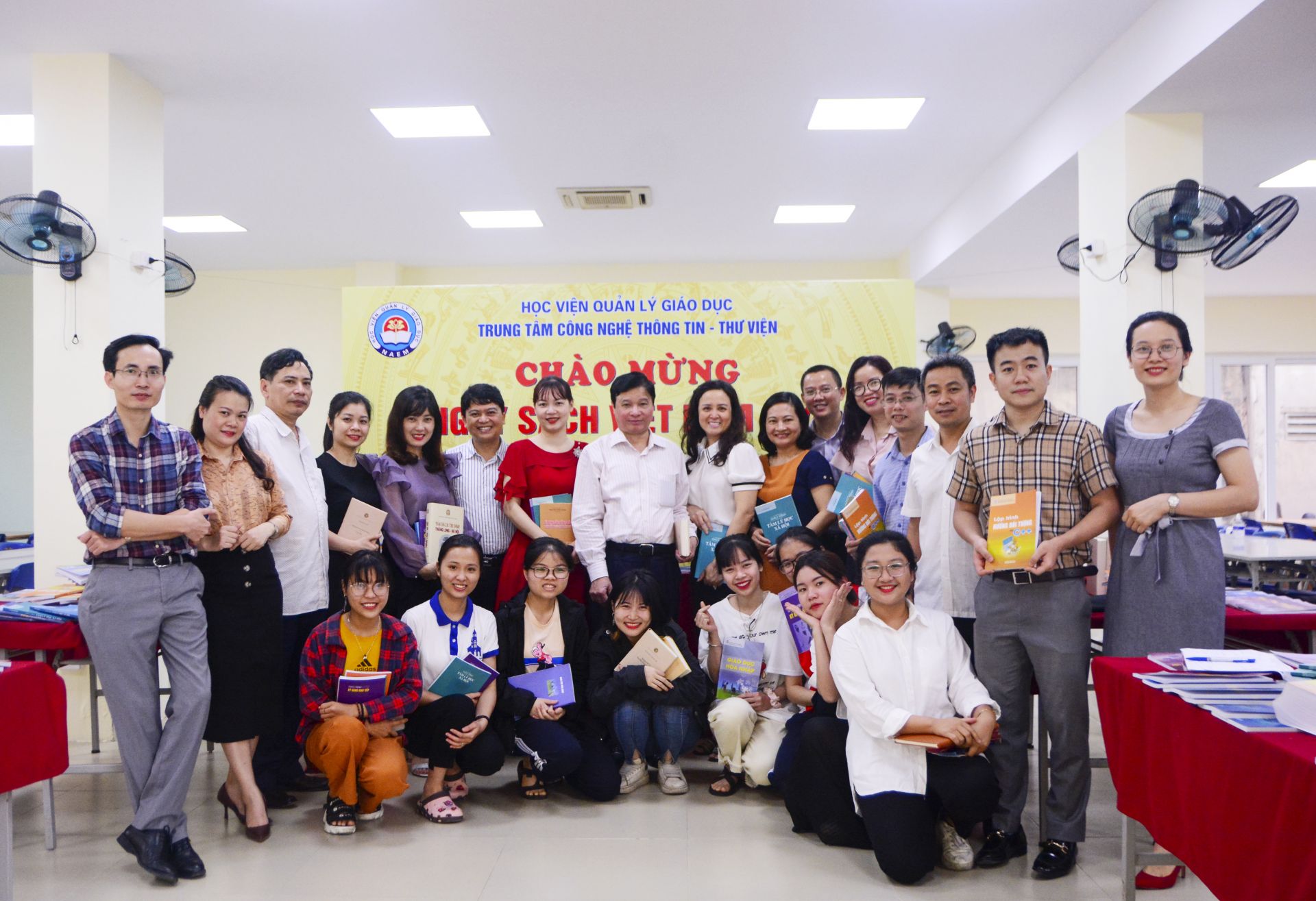 Chương trình chào mừng Ngày Sách Việt Nam lần thứ 8 tại Học viện Quản lý giáo dục