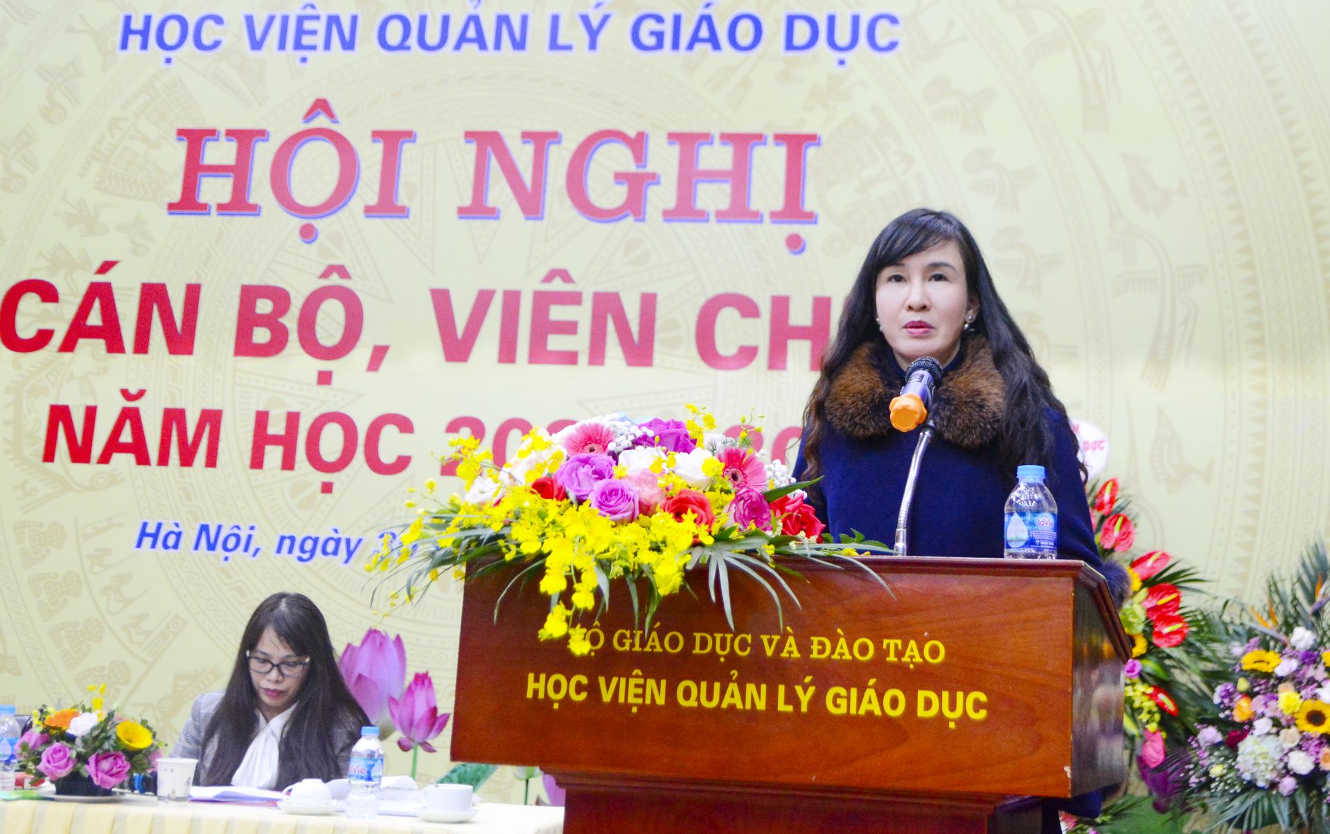 Đại diện các đơn vị phát biểu tham luận tại Hội nghị