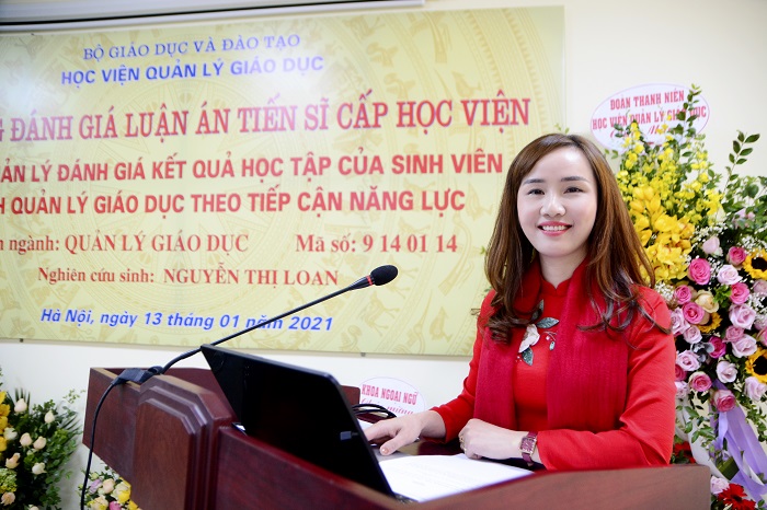 Nghiên cứu sinh Nguyễn Thị Loan bảo vệ Luận án Tiến sĩ trước Hội đồng đánh giá cấp Học viện