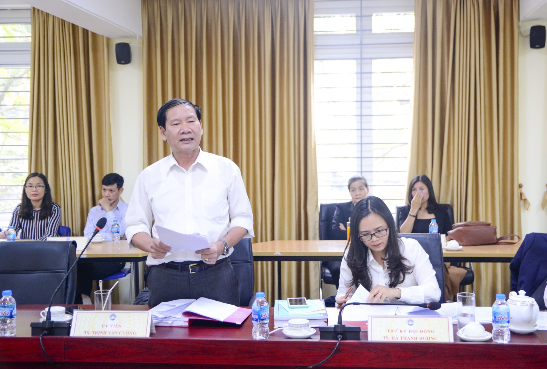 Các Nhà Khoa học trong Hội đồng đánh giá Luận án của NCS. Hoàng Sỹ Tương