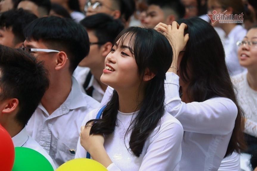 Bộ trưởng 888B.com km cá độ bóng đá ra Chỉ thị năm học mới